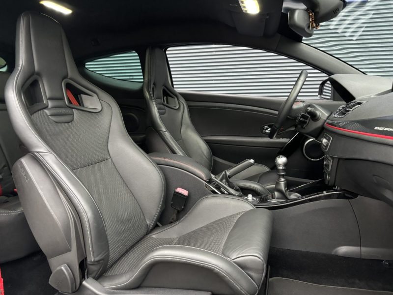 RENAULT MEGANE 3Rs 2.0T 265ch Phase 3 - Recaro