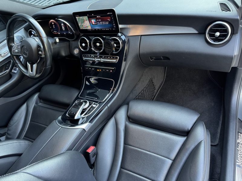 MERCEDES BENZ CLASSE C 300 AMG LINE - Suivi d'Entretien Complet 2019