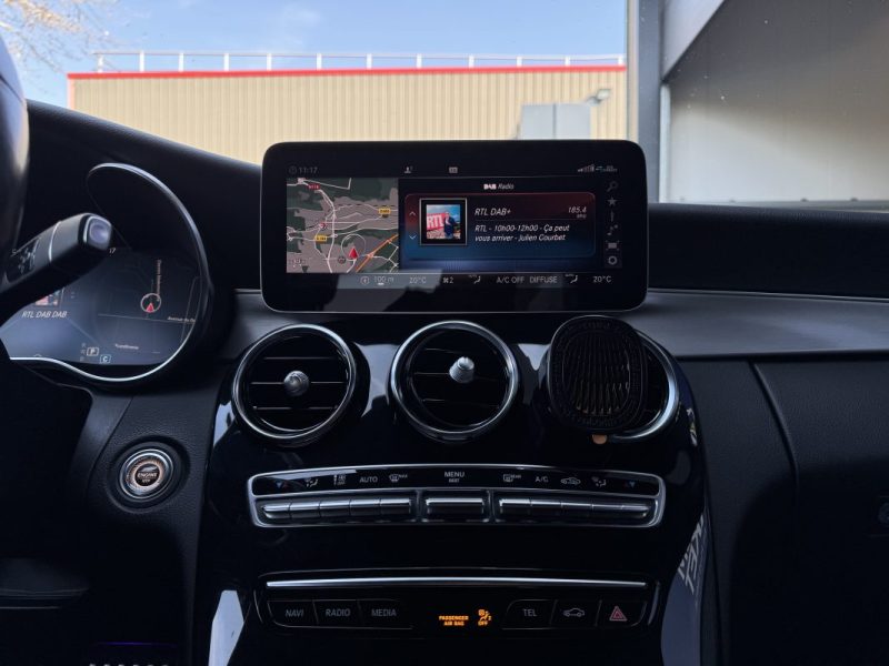 MERCEDES BENZ CLASSE C 300 AMG LINE - Suivi d'Entretien Complet 2019