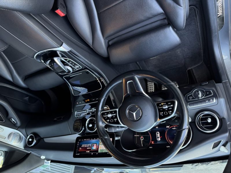 MERCEDES BENZ CLASSE C 300 AMG LINE - Suivi d'Entretien Complet 2019
