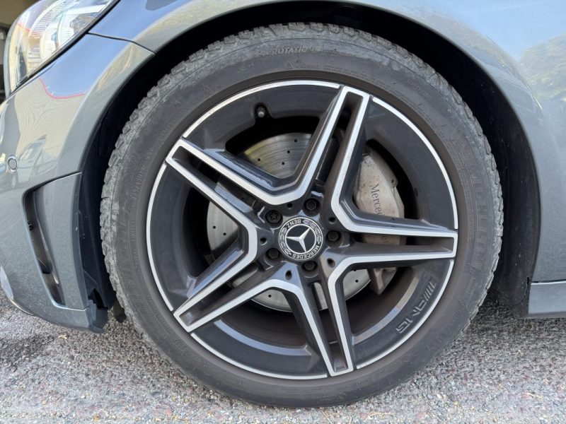 MERCEDES BENZ CLASSE C 300 AMG LINE - Suivi d'Entretien Complet 2019