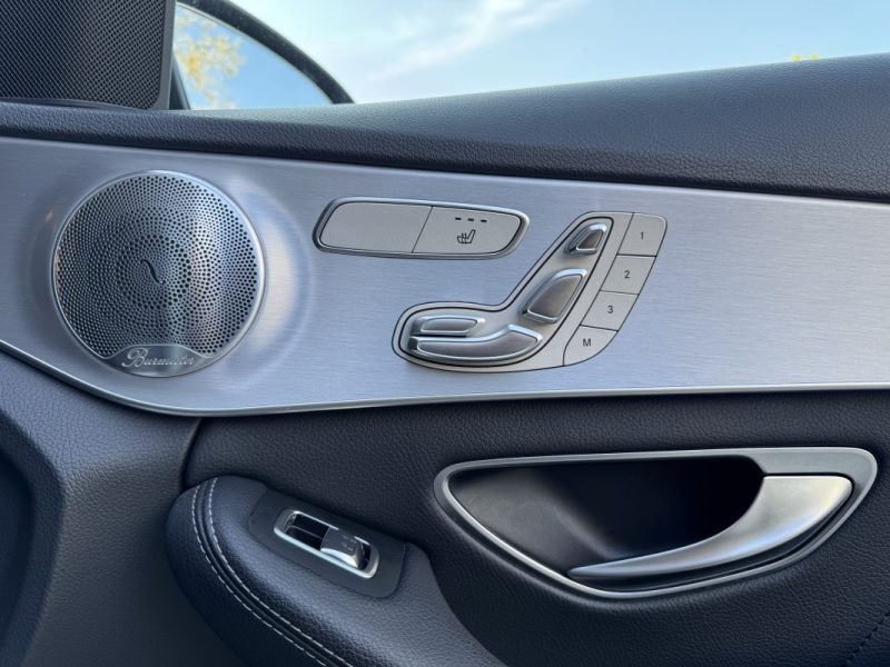 MERCEDES BENZ CLASSE C 300 AMG LINE - Suivi d'Entretien Complet 2019