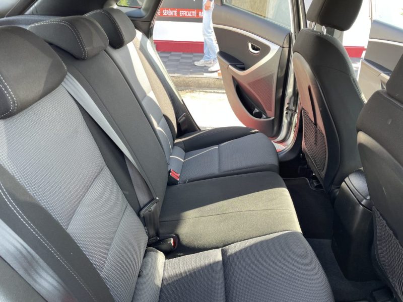 HYUNDAI I 30 1.6 CRDI110 PACK Sensation Blue Drive 5p 2012