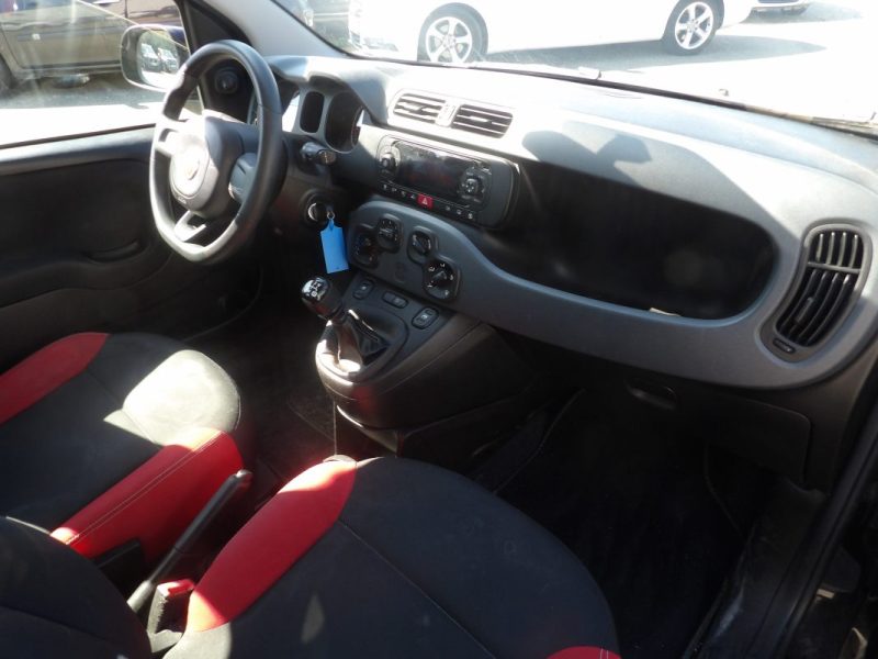 FIAT PANDA 1.2 8v 69ch S&S Lounge 2020