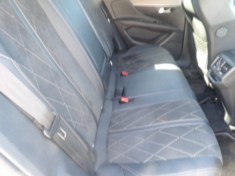 PEUGEOT 3008 2.0 BlueHDi 180ch S&S GT EAT8 2017