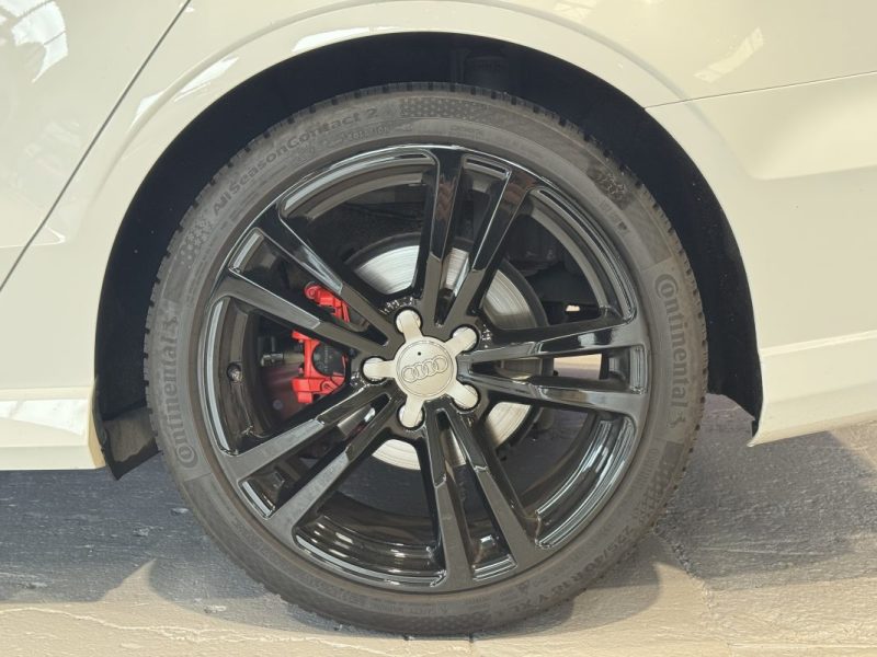 Audi A3 Limousine 1.5 TFSI 150ch - Ligne sport - Lame avant