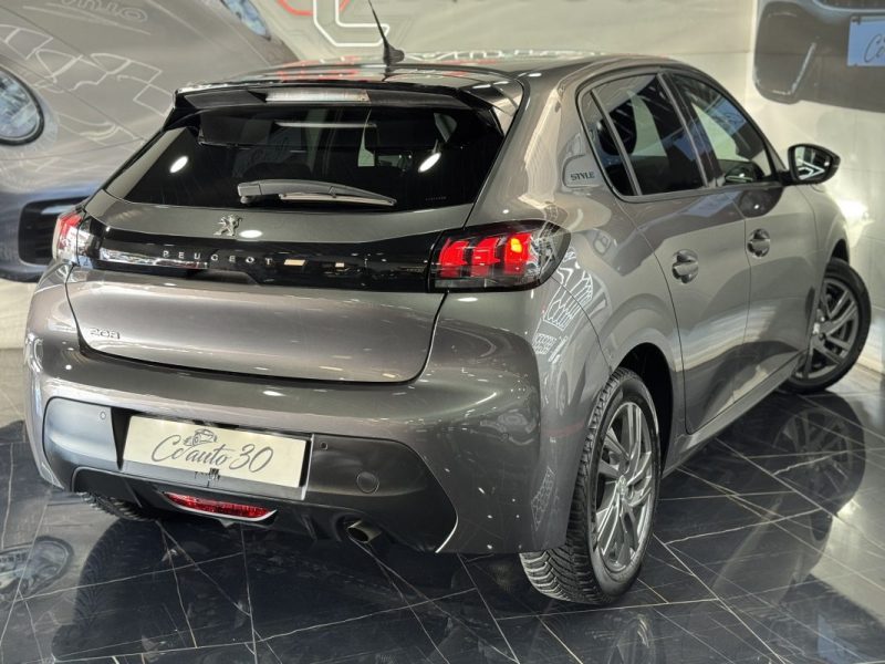 PEUGEOT 208 1.2 PureTech 100ch S&S Style 