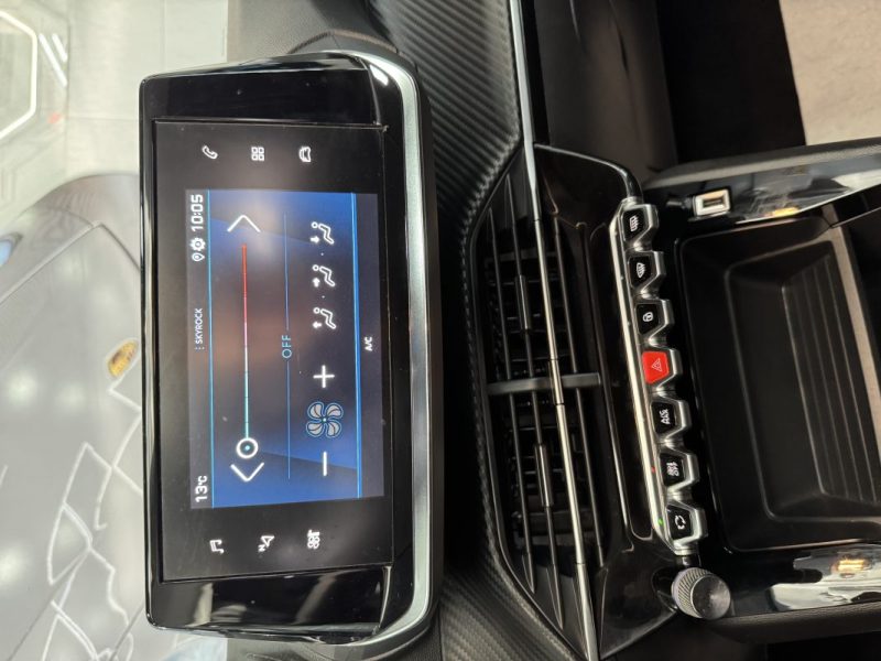 PEUGEOT 208 1.2 PureTech 100ch S&S Style 