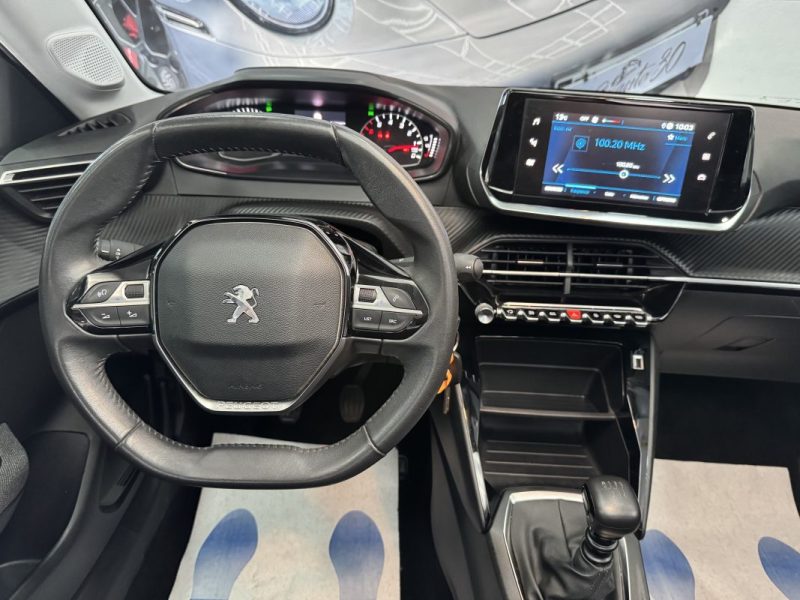 PEUGEOT 208 1.2 PureTech 100ch S&S Style 