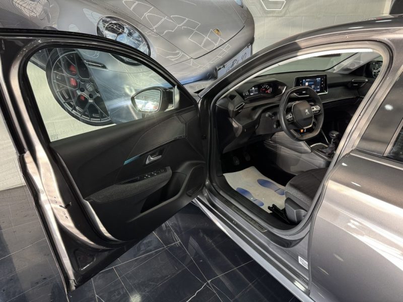PEUGEOT 208 1.2 PureTech 100ch S&S Style 
