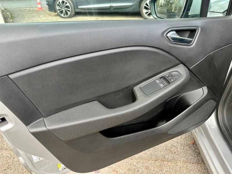 RENAULT CLIO V 1.5 BLUE DCI 85 BUSINESS **1ère MAIN** 