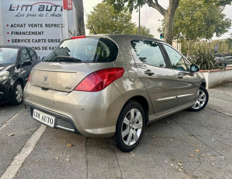 PEUGEOT 308 1.6 HDi 92 ACTIVE 5p 