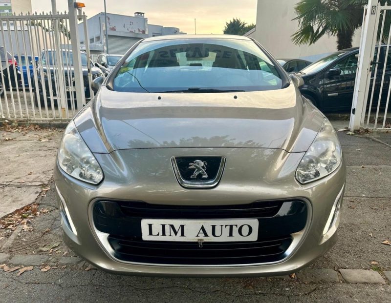 PEUGEOT 308 1.6 HDi 92 ACTIVE 5p 