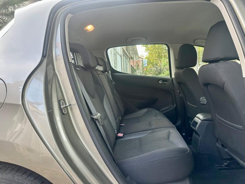 PEUGEOT 308 1.6 HDi 92 ACTIVE 5p 