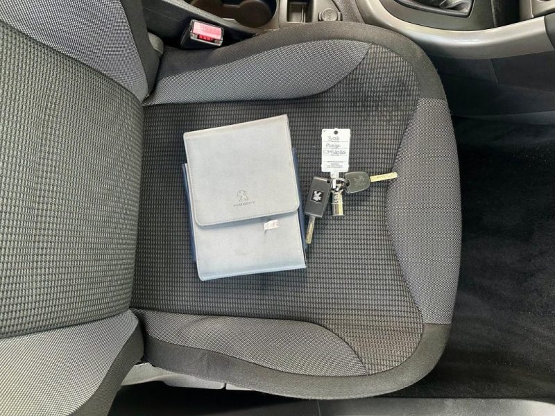 PEUGEOT 308 1.6 HDi 92 ACTIVE 5p 