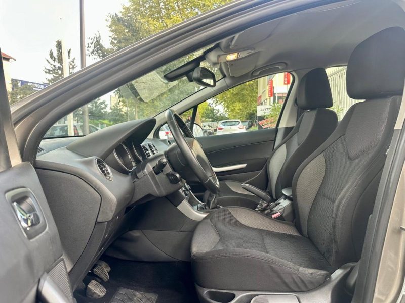 PEUGEOT 308 1.6 HDi 92 ACTIVE 5p 