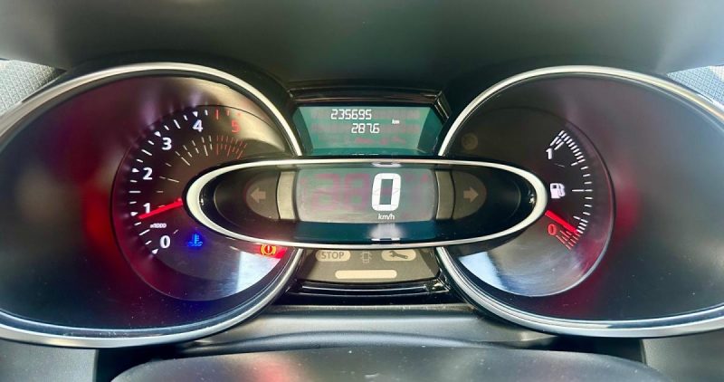 RENAULT CLIO IV 1.5 dCi 90 BUSINESS **1ère MAIN** 