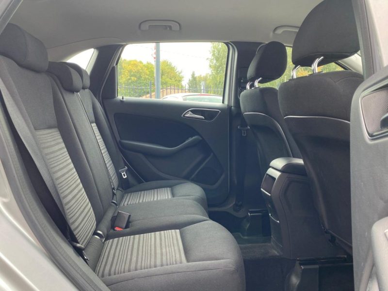 MERCEDES CLASSE B 180 1.5 CDI 109ch 🚗🛠️ Suivi complet / Distribution neuve ⛓️ / Reprise 🔄 / Garantie ✅ 2015