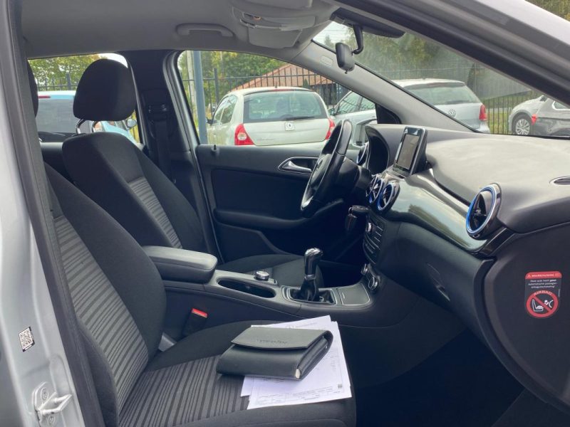 MERCEDES CLASSE B 180 1.5 CDI 109ch 🚗🛠️ Suivi complet / Distribution neuve ⛓️ / Reprise 🔄 / Garantie ✅ 2015