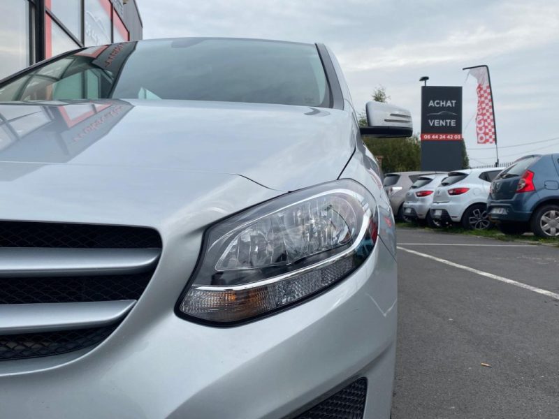 MERCEDES CLASSE B 180 1.5 CDI 109ch 🚗🛠️ Suivi complet / Distribution neuve ⛓️ / Reprise 🔄 / Garantie ✅ 2015