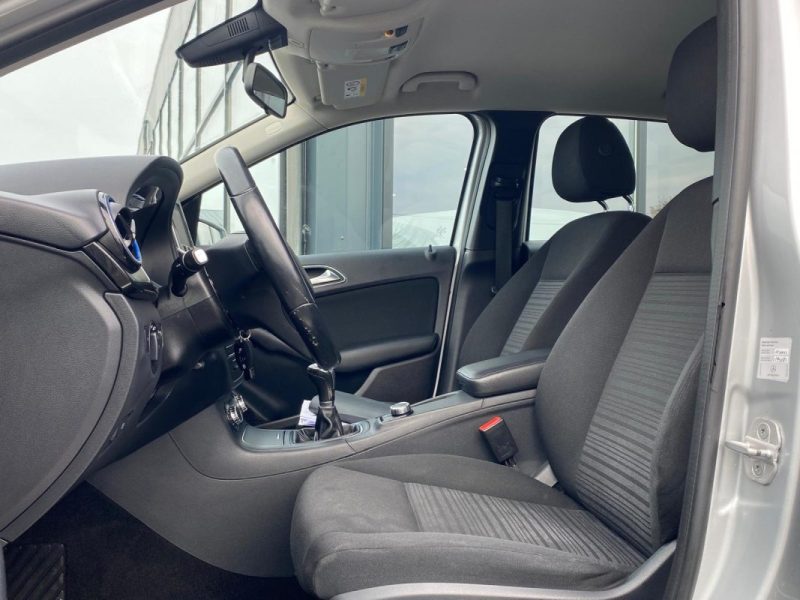 MERCEDES CLASSE B 180 1.5 CDI 109ch 🚗🛠️ Suivi complet / Distribution neuve ⛓️ / Reprise 🔄 / Garantie ✅ 2015