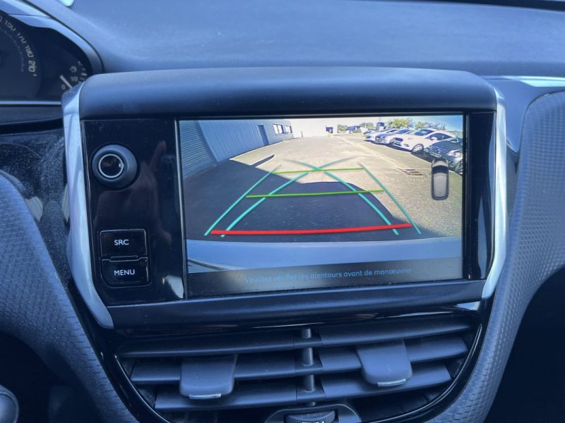 PEUGEOT 208 1.2 PureTech 82ch E6.c Signature 5p 2018