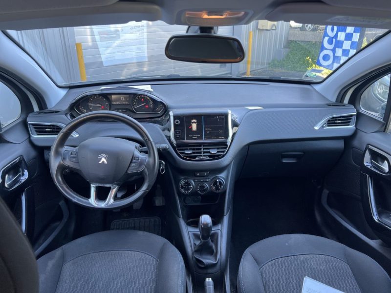 PEUGEOT 208 1.2 PureTech 82ch E6.c Signature 5p 2018