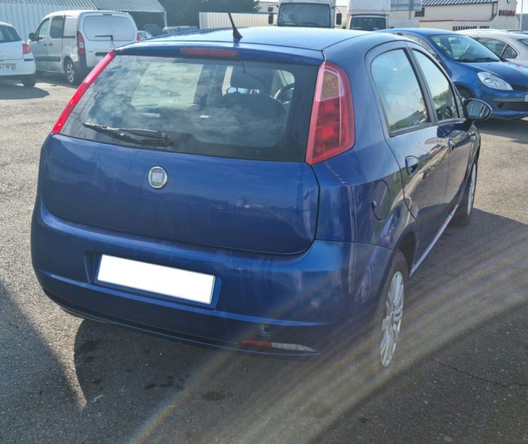 FIAT PUNTO GRANDE PUNTO 1.9 MJT 120CH - 8CV 2007