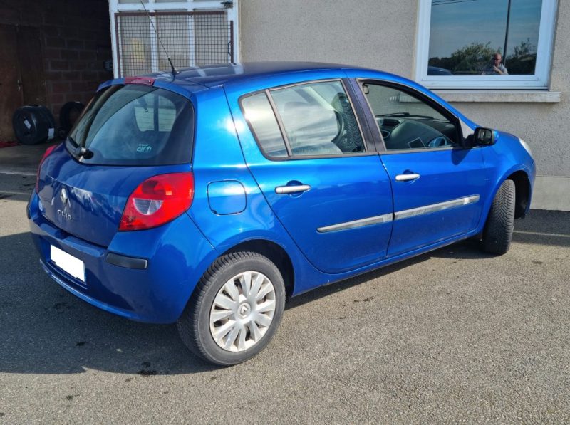 RENAULT CLIO CONFORT DYNAMIQUE 1.5DCI 85 2007