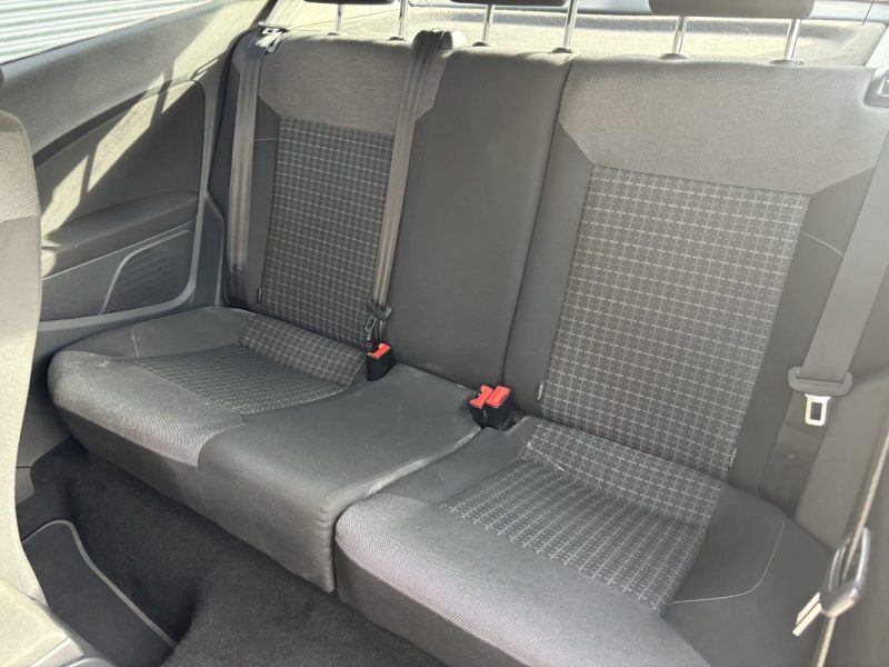 VOLKSWAGEN POLO V 1.4 TDI 75ch Confortline - Distribution OK 2015