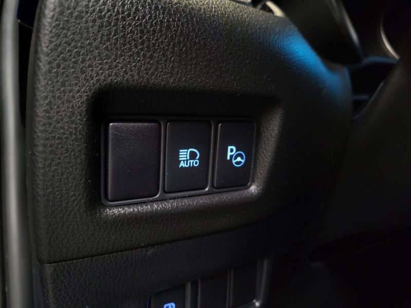 TOYOTA C-HR GRAPHIC 122h E-CVT 1.8 