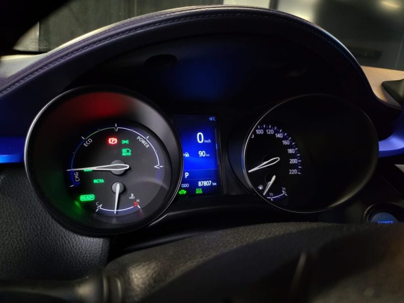 TOYOTA C-HR GRAPHIC 122h E-CVT 1.8 