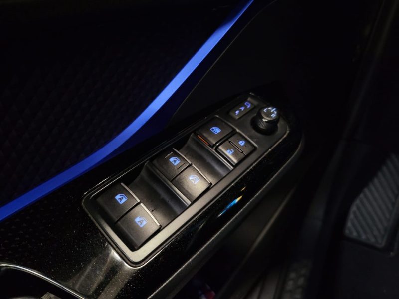 TOYOTA C-HR GRAPHIC 122h E-CVT 1.8 