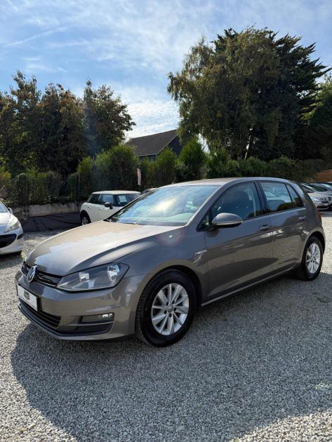 VOLKSWAGEN GOLF 1.6 TDI 110ch BlueMotion Technology FAP Confortline 2014