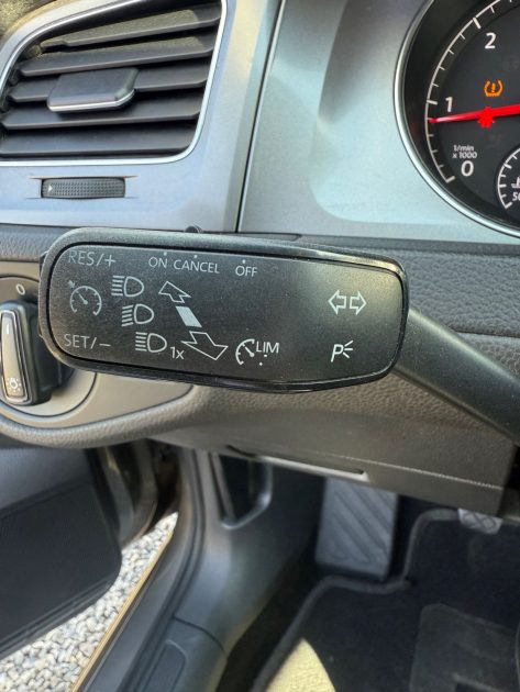 VOLKSWAGEN GOLF 1.6 TDI 110ch BlueMotion Technology FAP Confortline 2014