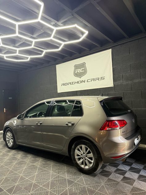 VOLKSWAGEN GOLF 1.6 TDI 110ch BlueMotion Technology FAP Confortline 2014