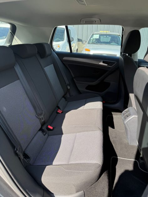 VOLKSWAGEN GOLF 1.6 TDI 110ch BlueMotion Technology FAP Confortline 2014