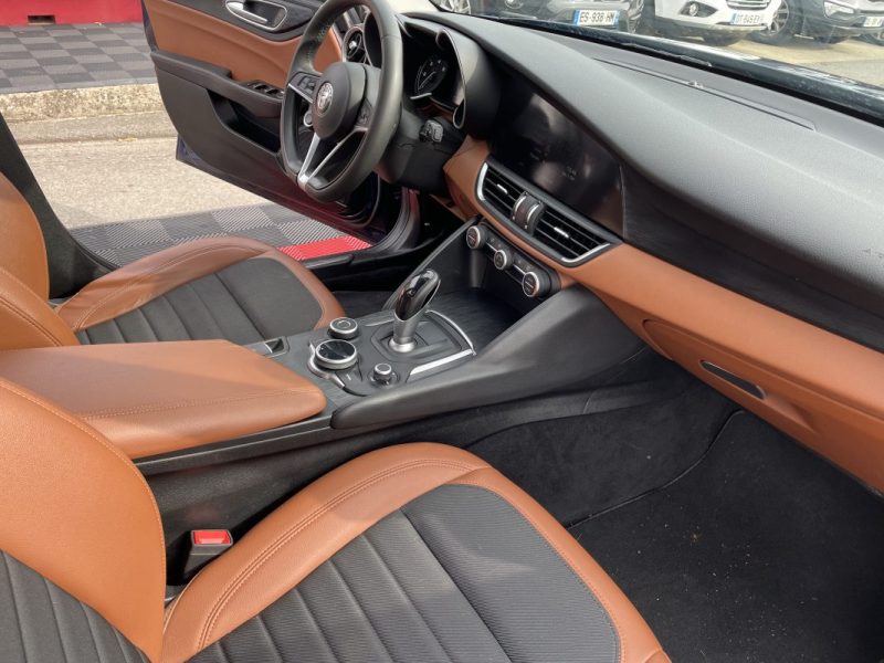 ALFA ROMEO GIULIA 2.2 JTD 136ch AT8  GARANTIE 3/12 MOIS 2019