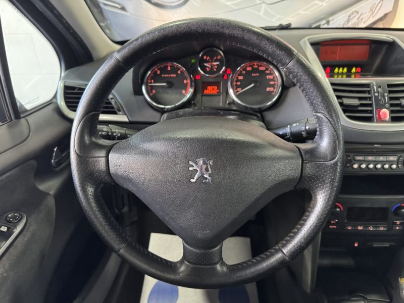 PEUGEOT 207 1.6 HDI 110 EXECUTIVE 