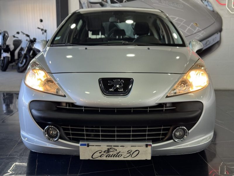 PEUGEOT 207 1.6 HDI 110 EXECUTIVE 