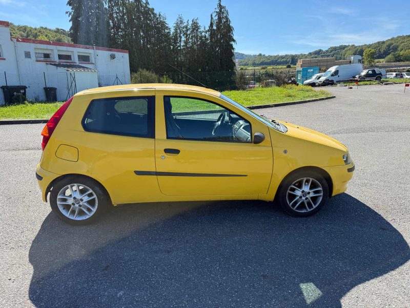 FIAT PUNTO 1.2i 80cv ELX