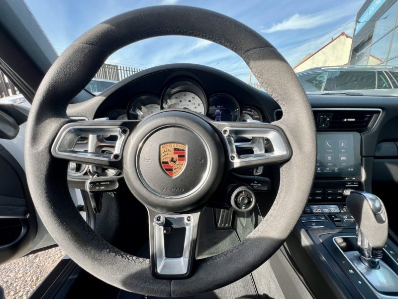 PORSCHE 911 3.0 450ch GTS PDK 2018