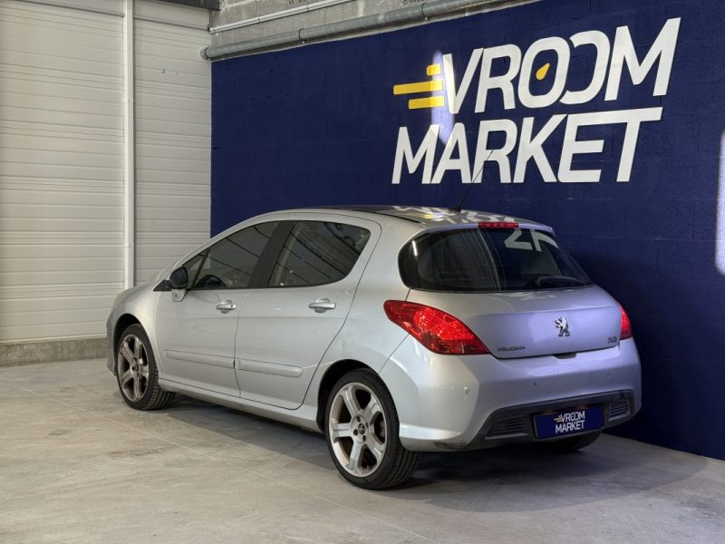 PEUGEOT 308 2.0 HDi 136cv BVA Féline - Toit panoramique - Sièges électriques chauffants 