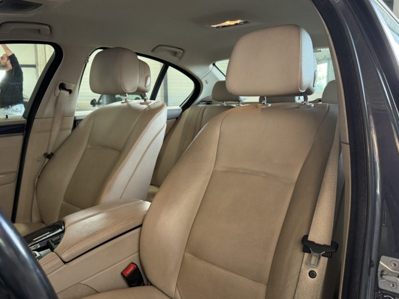 BMW Série 5 (F10) Berline 520d 184 cv BVA Luxury - Kit Chaine Fait -  Affichage Tête Haute - Sièges électriques chauffants