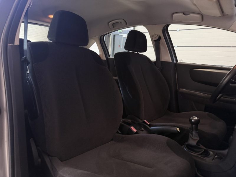 CITROËN C4 1.6 HDi 90cv Confort  