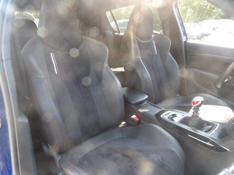 Peugeot 308 1.6 THP 270ch S&S GTi by Peugeot Sport