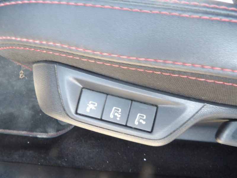 Peugeot 308 1.6 THP 270ch S&S GTi by Peugeot Sport