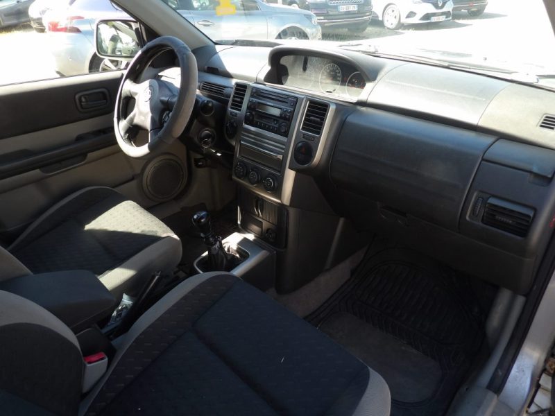 NISSAN X-TRAIL 2.2 DCI CONFORT 2004