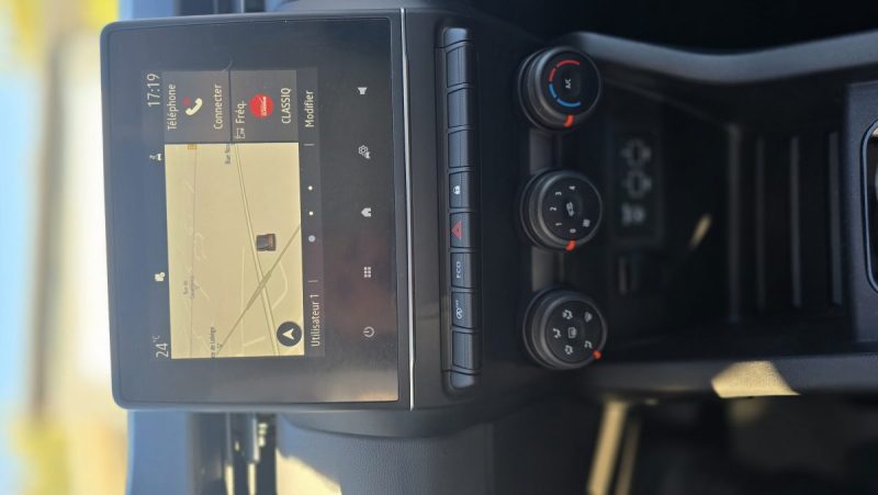 RENAULT CLIO V TCE 90 CV AIR NAV 2021