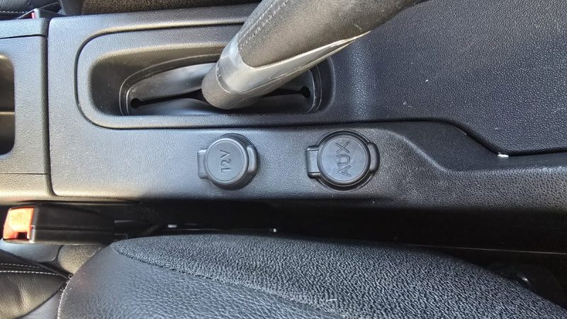 DS DS 3 BlueHDi 100ch Drive Efficiency Executive S&S 2016